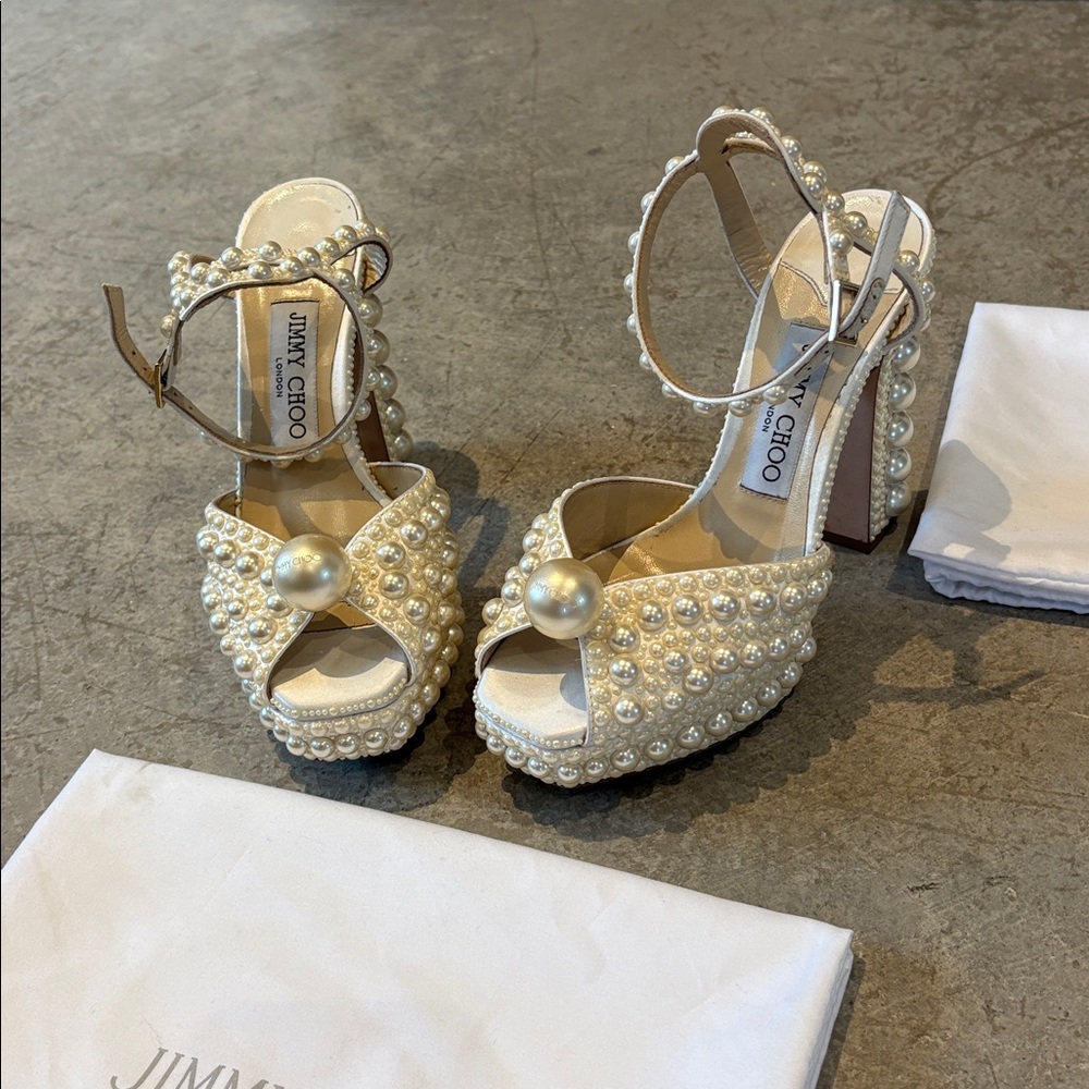 Jimmy Choo Pearl-Studded Ivory Heels - Picture 2 of 14
